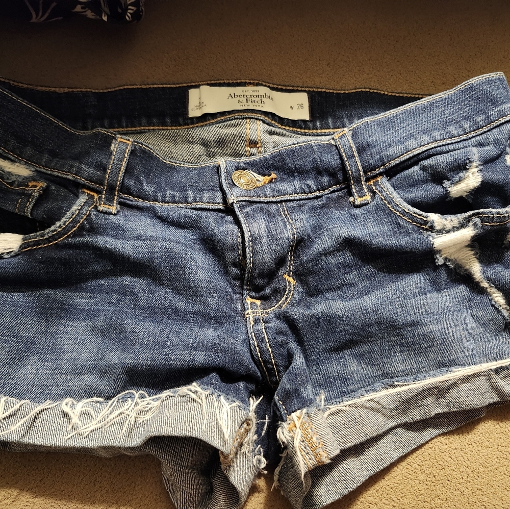 Abercrombie & Fitch jean shorts